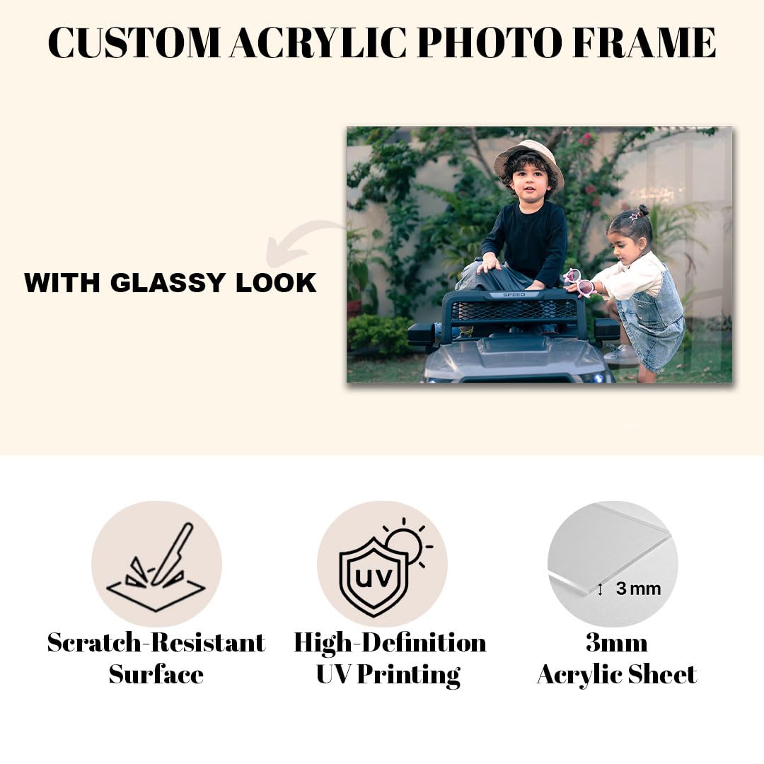 SNAPTRAP Landscape acrylic photo frame, 12 x 18 in