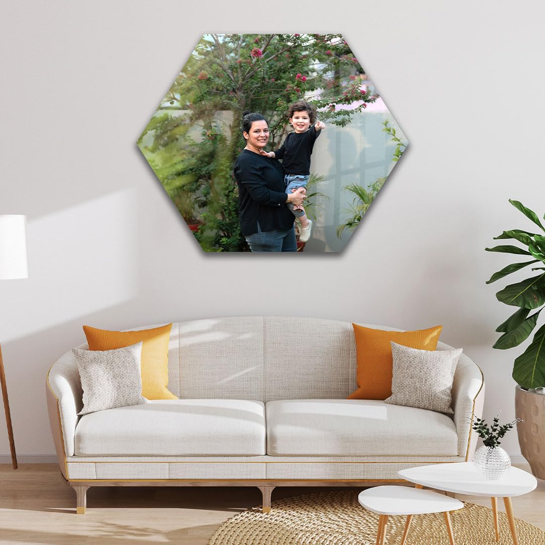 SNAPTRAP Hexagon acrylic photo frame, 12 x 10 in