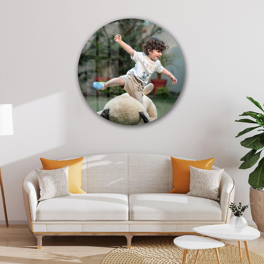 SNAPTRAP Round acrylic photo frame, 12 x 12 in